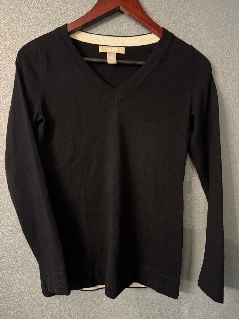 Banana Republic Extra Fine Merino Wool Black Sweater